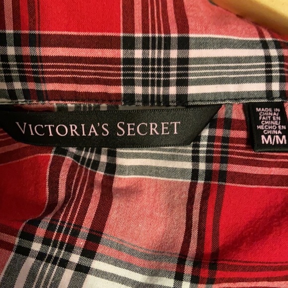 V.S black, red and white classic button down pajamas with drawstring waist. - Picture 11 of 12